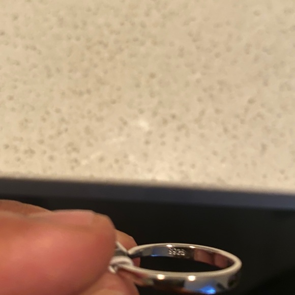 Round Cut Engagement Ring Beautiful Sterling Silver Stamped 925 Austrian Crystal - Picture 13 of 13